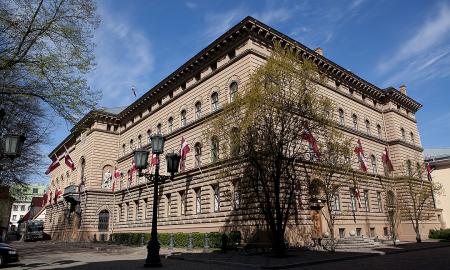 Masinė rusų deportacija. Latvija pradeda. Maskvos kerštas