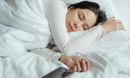 Negalite užmigti? Kaltas ne tik maistas ar stresas. Mokslininkai atskleidė tiesą