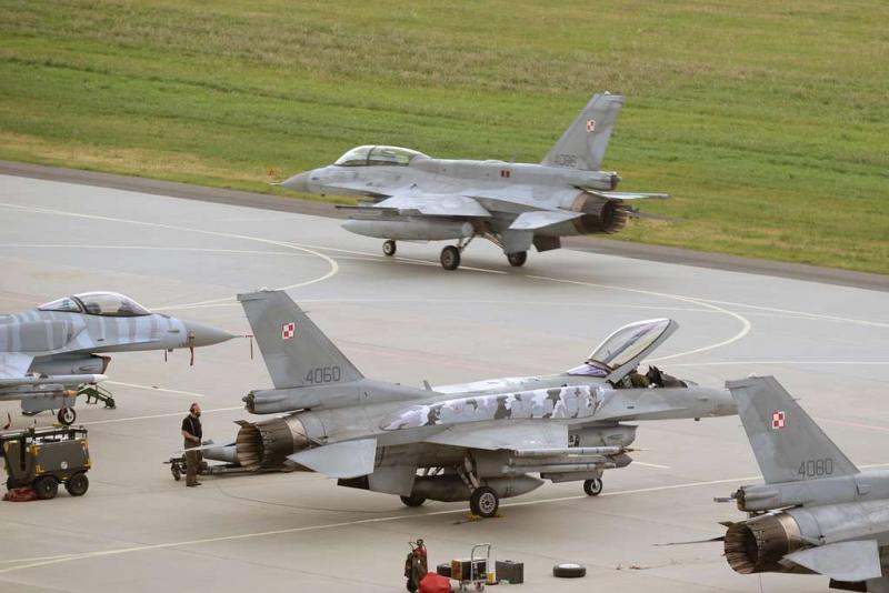 Lenkijos F-16