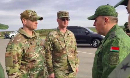 „Kas būtų pagalvojęs.“ Į „Zapad 2025“ atvyko JAV kariuomenė (Video)