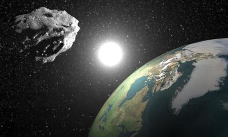 Atrado „antrąjį Mėnulį“! Skrieja aplink Žemę jau 60 metų. Kas vyksta?