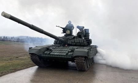 „Važiuoja Rusijos tankai.“ Tai ne Ukraina. Kas vyksta (Video)