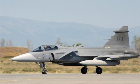 „Gripen“ – virš Ukrainos? Dešimtys naikintuvų