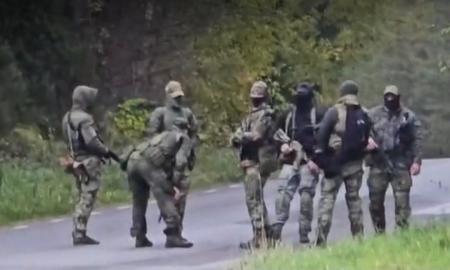 „Žalieji žmogeliukai“ prie NATO šalies. „Rusija įžengė į nulinę fazę“ (Foto, Video)