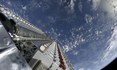 Nuostabus palydovų „traukinys“ (Video)