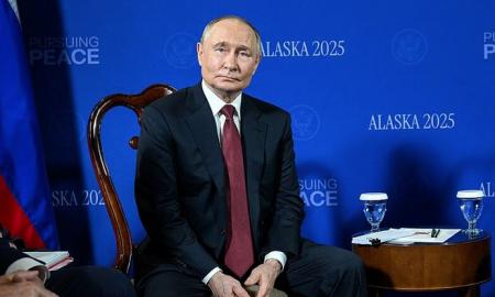 „Putinas jį gerbia. Ir jis yra mano draugas.“ Šis lyderis gali padėti užbaigti karą 