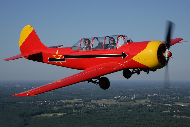 Jak-52