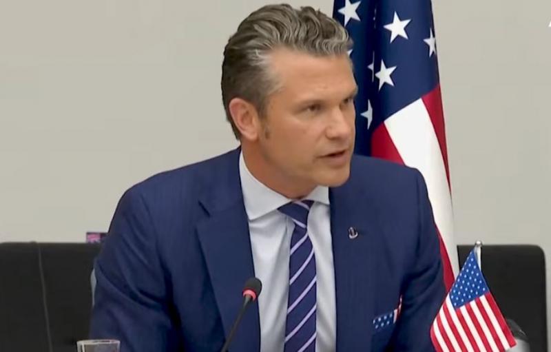P. Hegsethas