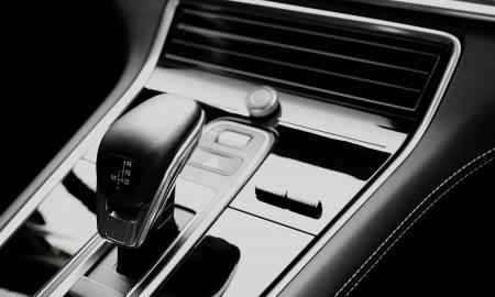 Automatinė ar mechaninė – kurią pavarų dėžę brangiau eksploatuoti?