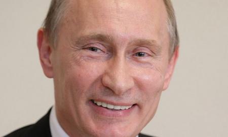 EK: „mes gyvename realiame pasaulyje“. TBT orderis Putinui negalioja?