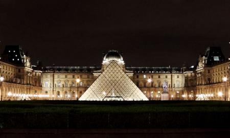 „Mielai nupirkčiau pavogtus papuošalus iš Luvro.“ Grandiozinė žinia