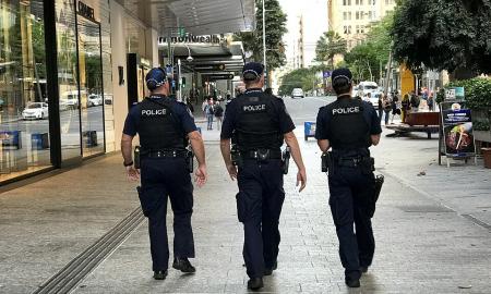 Neįtikėtina. „Leido rūkyti marihuaną prie policijos pareigūnų“