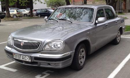 Pastebėta naujoji „Volga“. Pusė interneto iš jos jau juokiasi (Foto, Video)