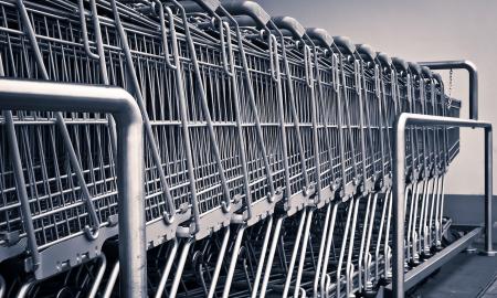 Kodėl prekybos centruose dirba tik viena kasa? Apstulbsite, kai sužinosite