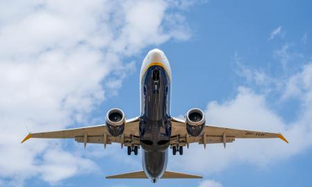 Viskas baigta. „Ryanair“ traukiasi iš šių Europos oro uostų. Žinome, kas nutiks Lietuvai