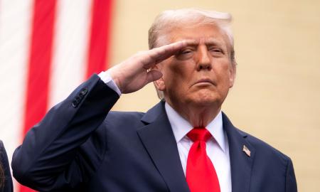 Griausmingi JAV žodžiai nuskambėjo Rusijoje. „Mano laivas jau prie jūsų krantų.“ Aštrus Trumpo priminimas Putinui