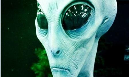 Ar vanduo tikrai yra būtinas gyvybei? Ateiviai gali plaukioti egzotiškuose skysčiuose 