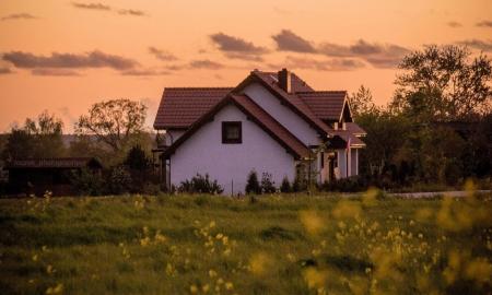 Nuo 2026 m. smogs visiems privačių namų savininkams. Gyventojai ūžia apie „sovietinius laikus“ (Video)