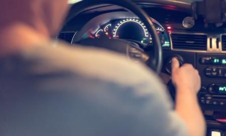 Automobilių su vidaus degimo varikliais galas? ES planas šokiravo. Šioms šalims jau gana