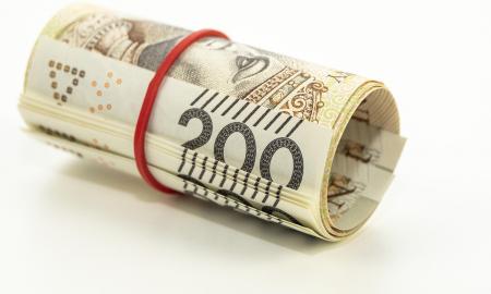  „Swedbank“ informuoja apie paslaugų nutraukimą 