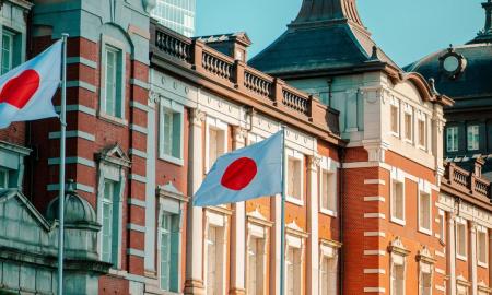 Drebinantys Japonijos žingsniai. Putinas pasius