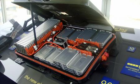 Perkate elektromobilį? Vienas triukas padės patikrinti akumuliatorių be aptarnavimo centro