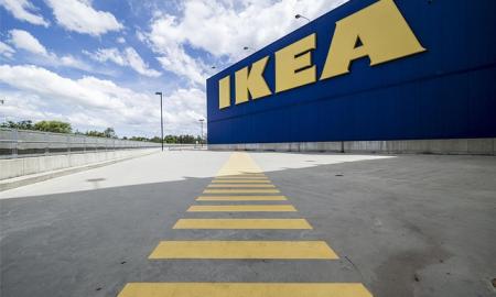 „Keptuvė, lėkštės ir prijuostė.“ Politiką sulaikė „IKEA“ apsauga