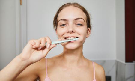 Ar galiu valytis dantis iškart po valgio? Atsakė kartą ir visiems laikams
