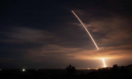 JAV paleido savo monstrą. 24 000 km/val. Signalas Rusijai ir Kinijai (Video)