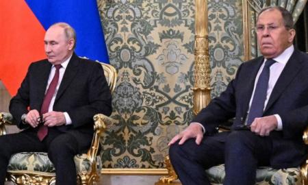 Kremlius ruošiasi išspirti aukštą valdininką. Putinas yra supykęs