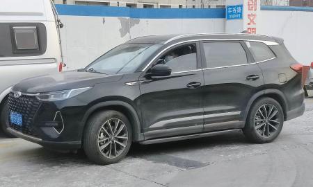 Išmeta į metalo laužą. 700 beveik naujų automobilių. Priežastis stebina