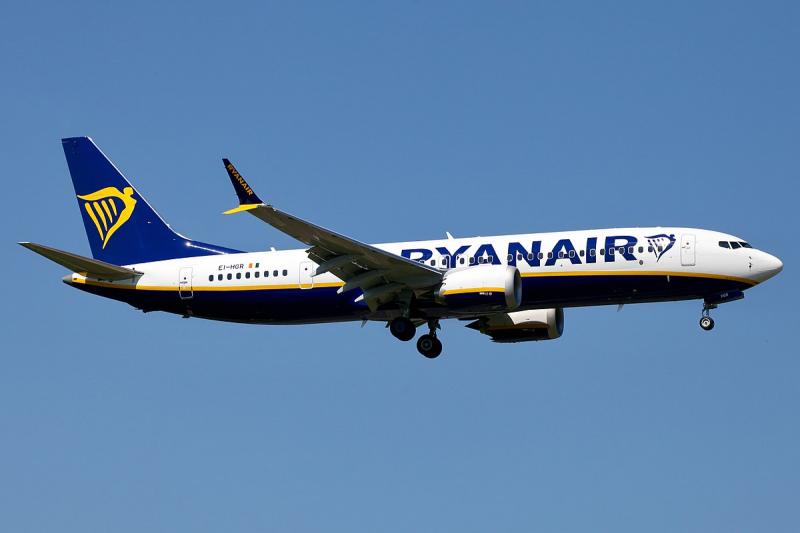 Ryanair Boeing 737-8-200Max