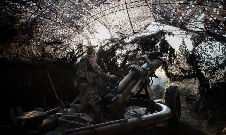 Syrskis spaudžia avarinį mygtuką. Kas prasideda Pokrovske?