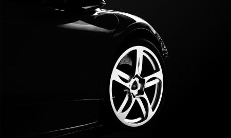 Net „Toyota“ vadovas atrodo mažas šalia jo. Gimė kažkas naujo