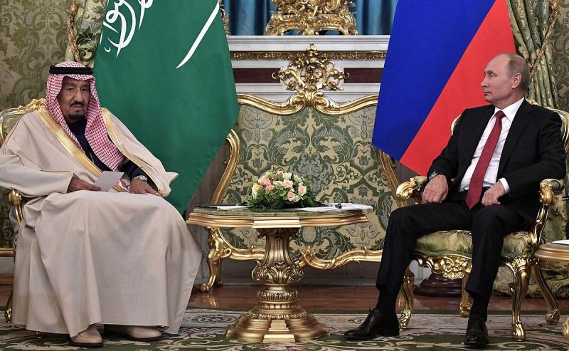 Vladimiras Putinas ir Saudo Arabijos karalius Salmanas