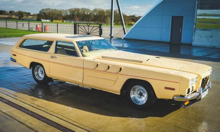 27 litrų „Žvėris“. Tiesiai iš naikintuvo. Automobilis su didžiausiu pasaulyje varikliu (Foto, Video)