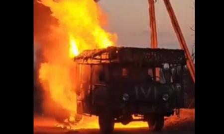 [ŽT] „Tuoj sudegs ir ištrauksim.“ Rusai laukia (Video)