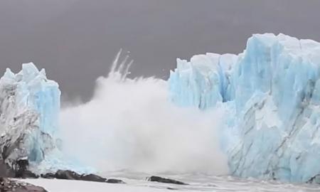 Antarktidos ledynų griūtis. Pasaulyje vandens lygis pakils trimis metrais (Video)
