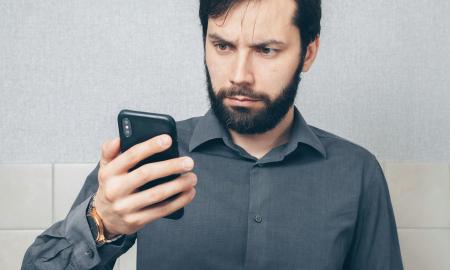 Dvigubas išpuolis prieš didžiausio šalies banko klientus. Sukčiai peržengė visas ribas