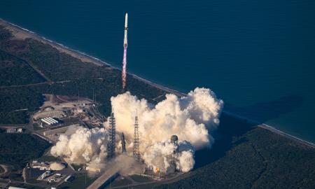 Pirmoji per 5 metus. Tai įvyko. „New Glenn“ pasivijo Muską (FOTO, VIDEO)