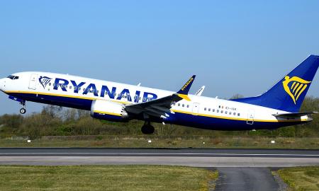 „Ryanair“ drebina. Norite vietos prie lango? Pokyčiai keleiviams