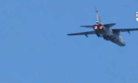 [ŽT] Dakaro verti manevrai: Su-24 pakilo poroje (Video)