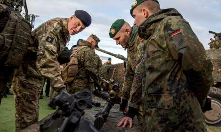 „Paskutinė taiki Europos vasara“: Pistoriusas perspėja – „esame pasiruošę žudyti rusų kareivius“ (Foto)