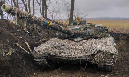 Netikėtas dalyvis Ukrainos kare: padeda ir kerta iškart