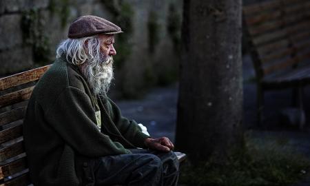 Tyrėjai nustatė du „senėjimo pikus“ per žmogaus gyvenimą