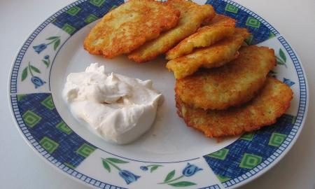 Bulviniai blynai – guminiai? Virtuvės meistrai pataria – teisingai atlikite tai...