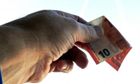 Stop! Tai privalu žinoti: kodėl naujas priedas prie kasko gali jus šokiruoti