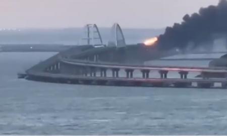 Kryme panikos režimas. Tiltas paralyžiuotas