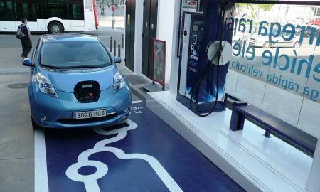 Prasidėjo neįsivaizduojama. Elektromobilių likutinė vertė auga. Paaiškino, kas vyksta