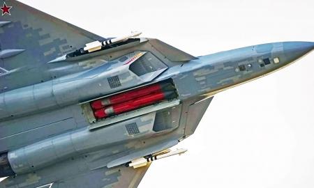 Tokio Su-57 dar nematėme. Rusai pademonstravo savo ginklus (Video)